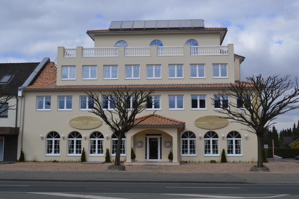 Hotel Helena Neu Wulmstorf Exterior photo